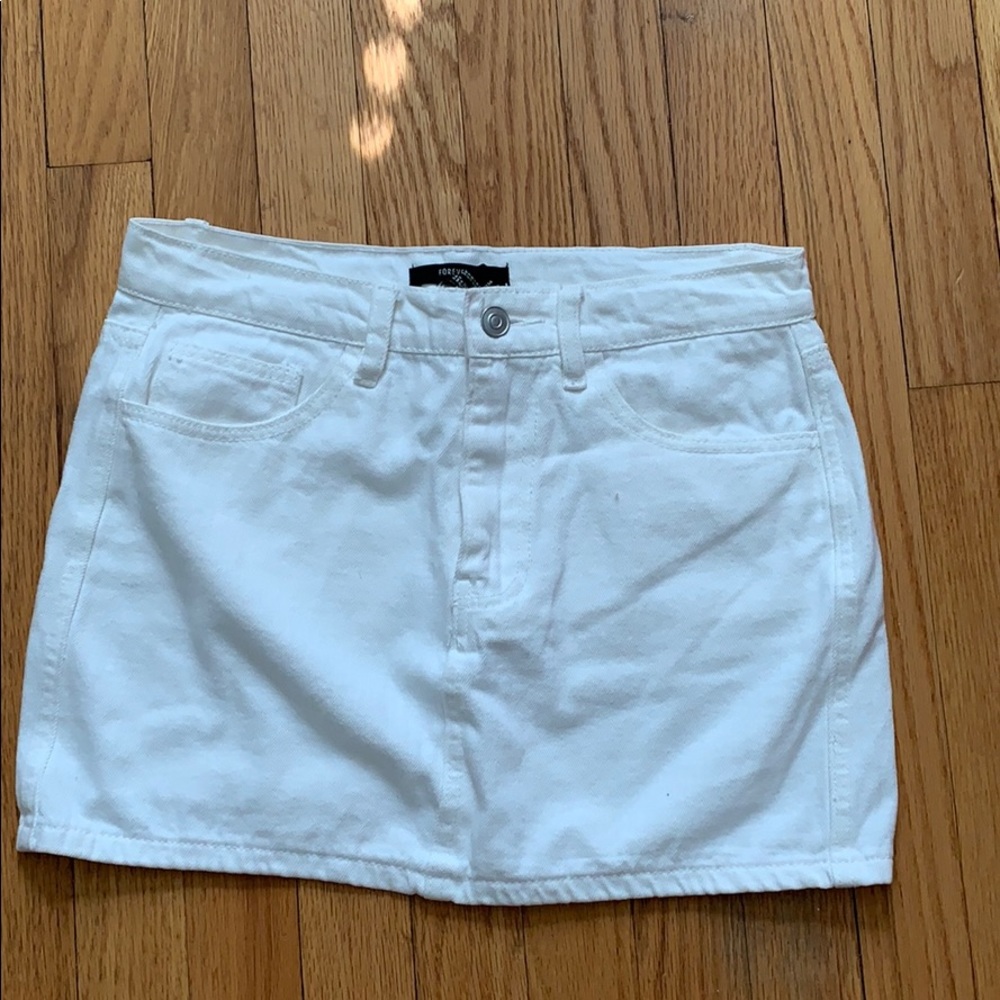 Short jean mini skirt